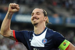 利雅得新月士气爆棚，亚运会首回合直指晋级-爱游戏官方登录