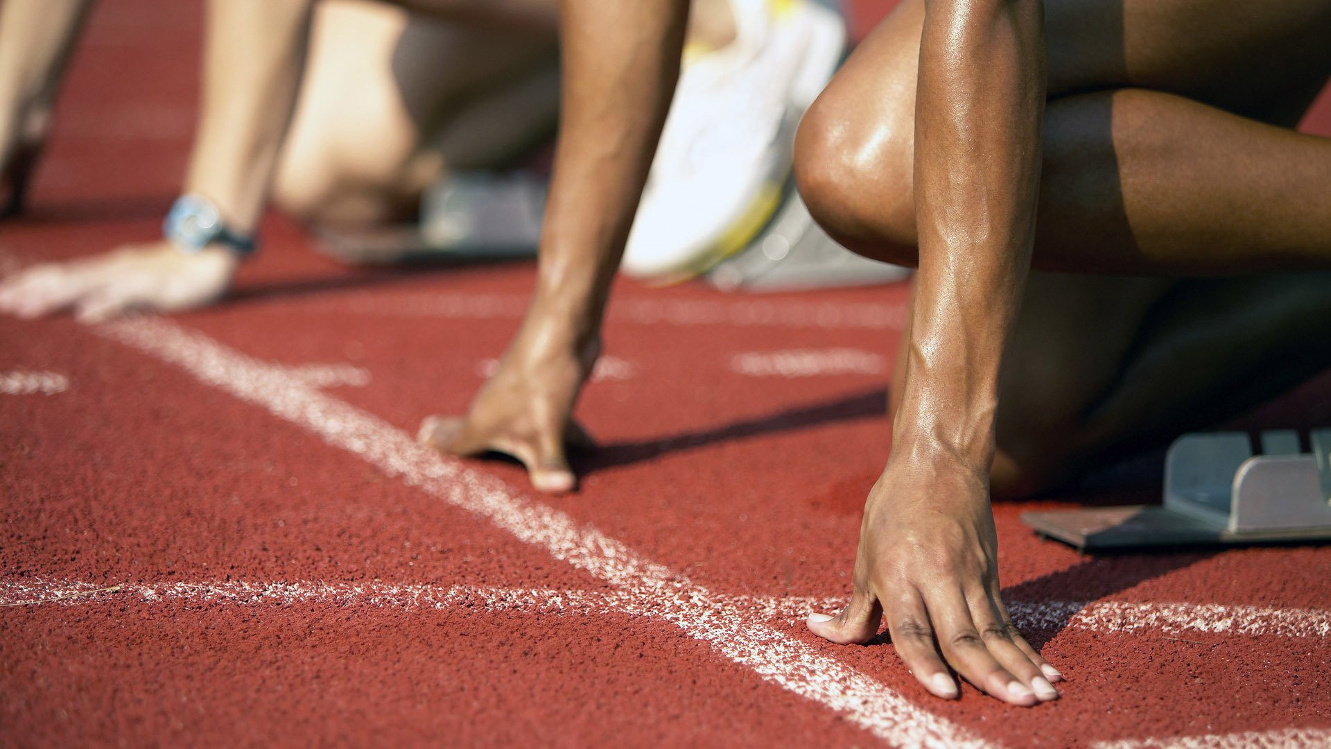 费内巴切决赛小胜那不勒斯,周琦砍下9记关键球,全场沸腾