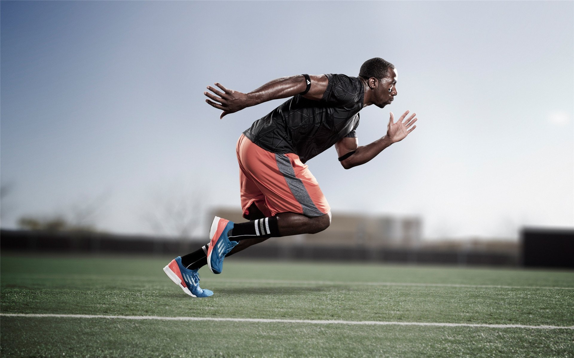 Uzi巅峰对决,西亚卡姆与40激战巴塞罗那分钟,惊险取胜胜负难料!